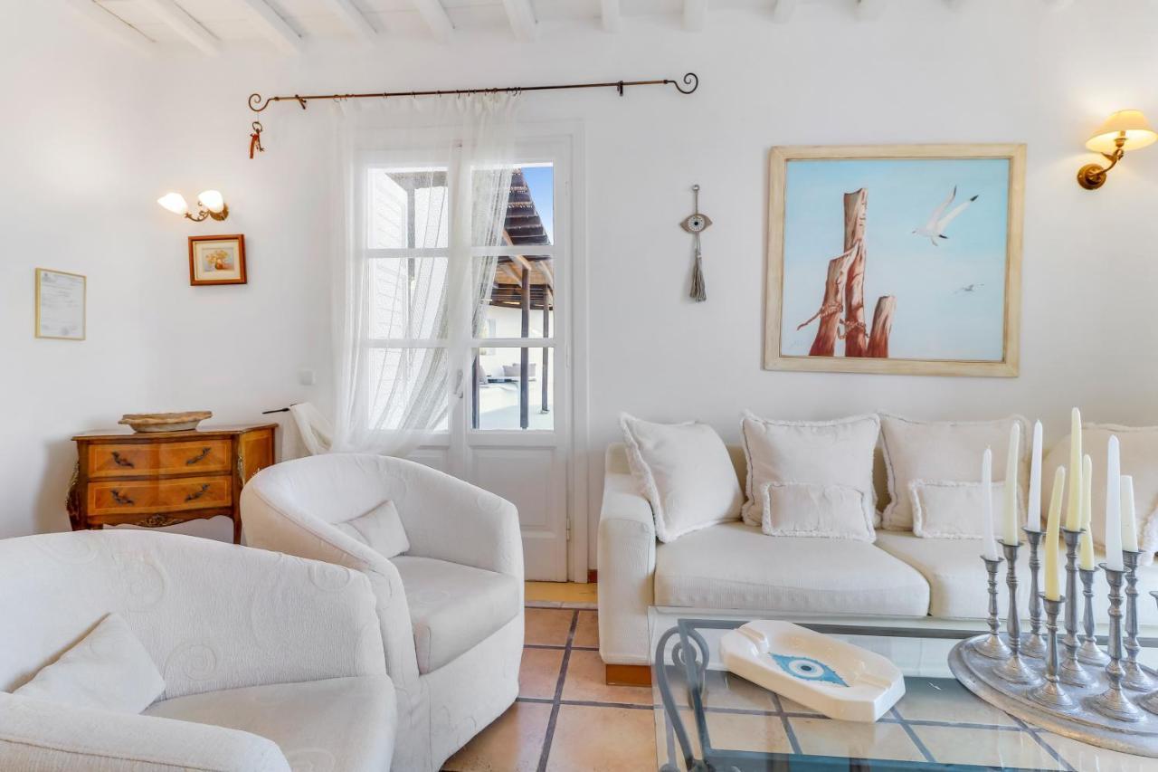 Seablue Houlakia (Mykonos)